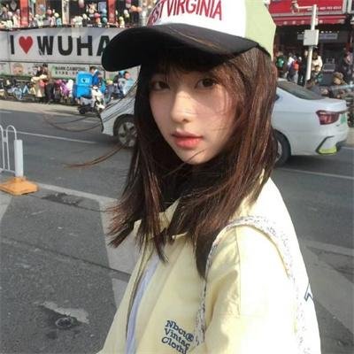 高山上的热气球